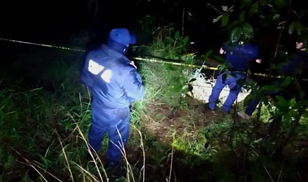 Investigan el hallazgo de una persona semienterrada en un predio ubicado en la Ario de Rosales-La Huacana