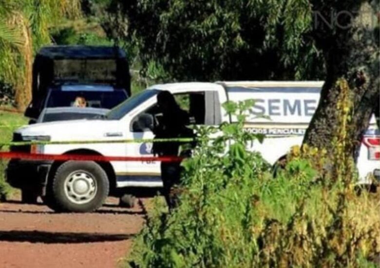 Investigan el hallazgo del cadáver de una mujer en la tenencia de Buenos Aires, en Lázaro Cárdenas