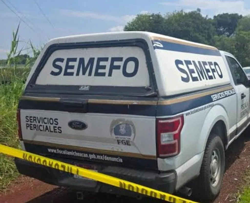 Investigan el hallazgo del cuerpo sin vida de un hombre a la orilla de la carretera en Gabriel Zamora