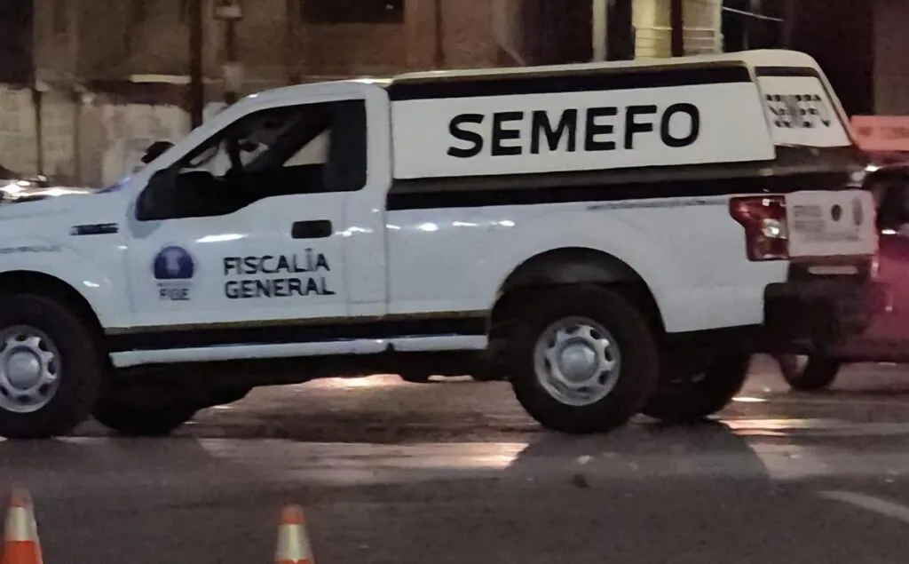 Joven fallece tras perder el control de su motocicleta en Villas del Pedregal