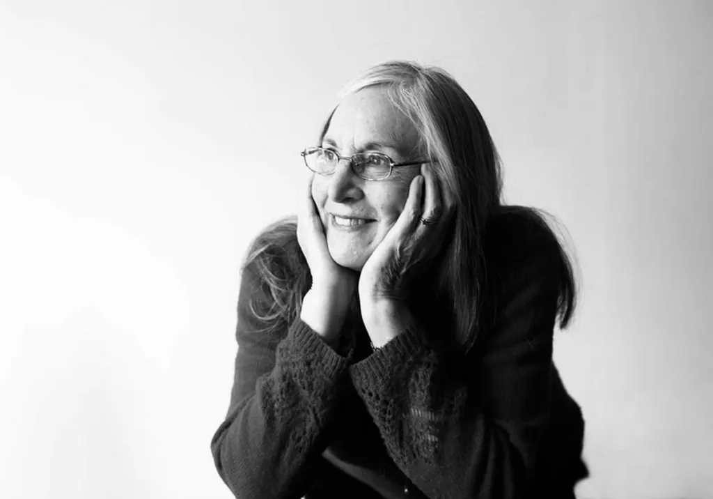 Julieta Fierro Gossman, la voz que acercó el universo a México, fallece a los 77 años