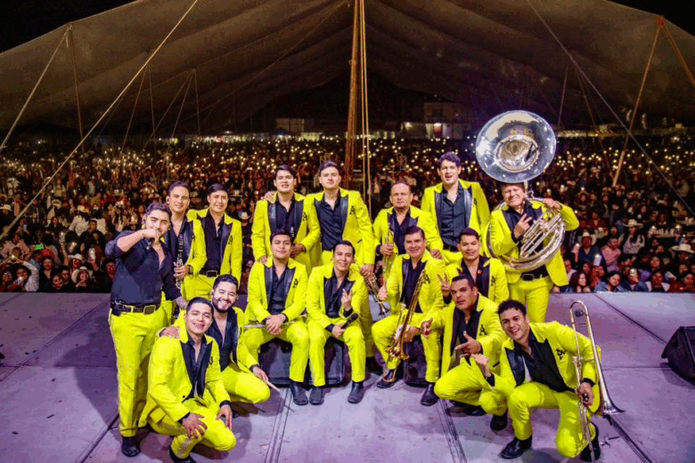 No te pierdas a La Arrolladora Banda El Limón en el Zócalo de la CDMX para las celebraciones patrias del 15 de septiembre. ¡Será inolvidable! 2