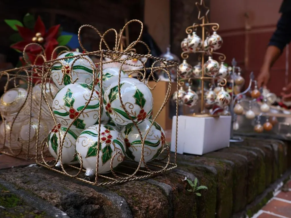 La magia de la Navidad regresa a Tlalpujahua con la 26 Feria de la Esfera