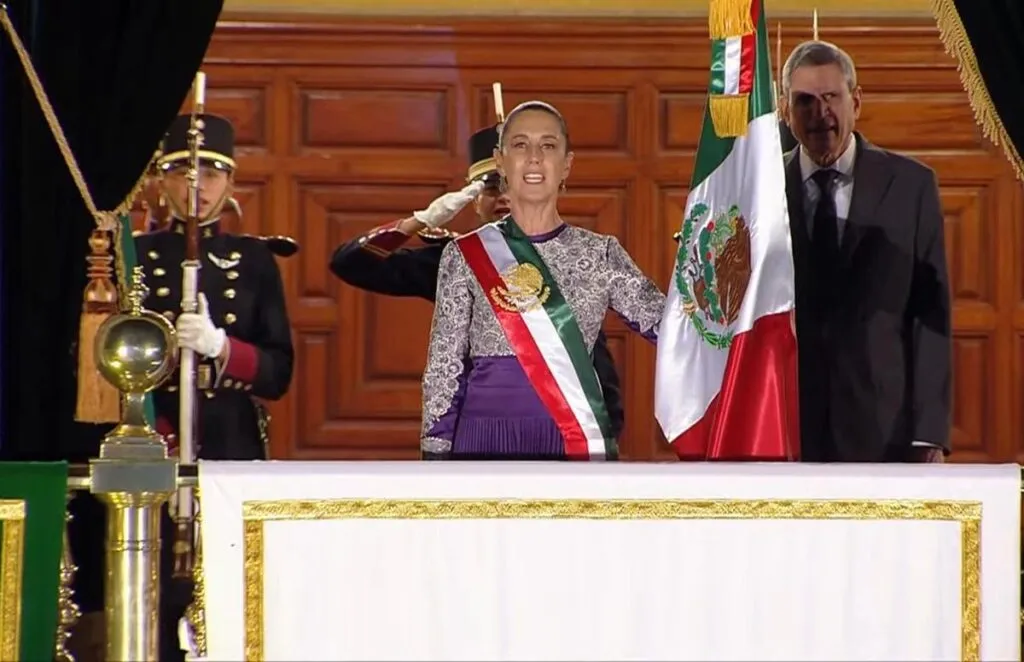 Las mujeres encabezaron el Grito de Independencia de Claudia Sheinbaum