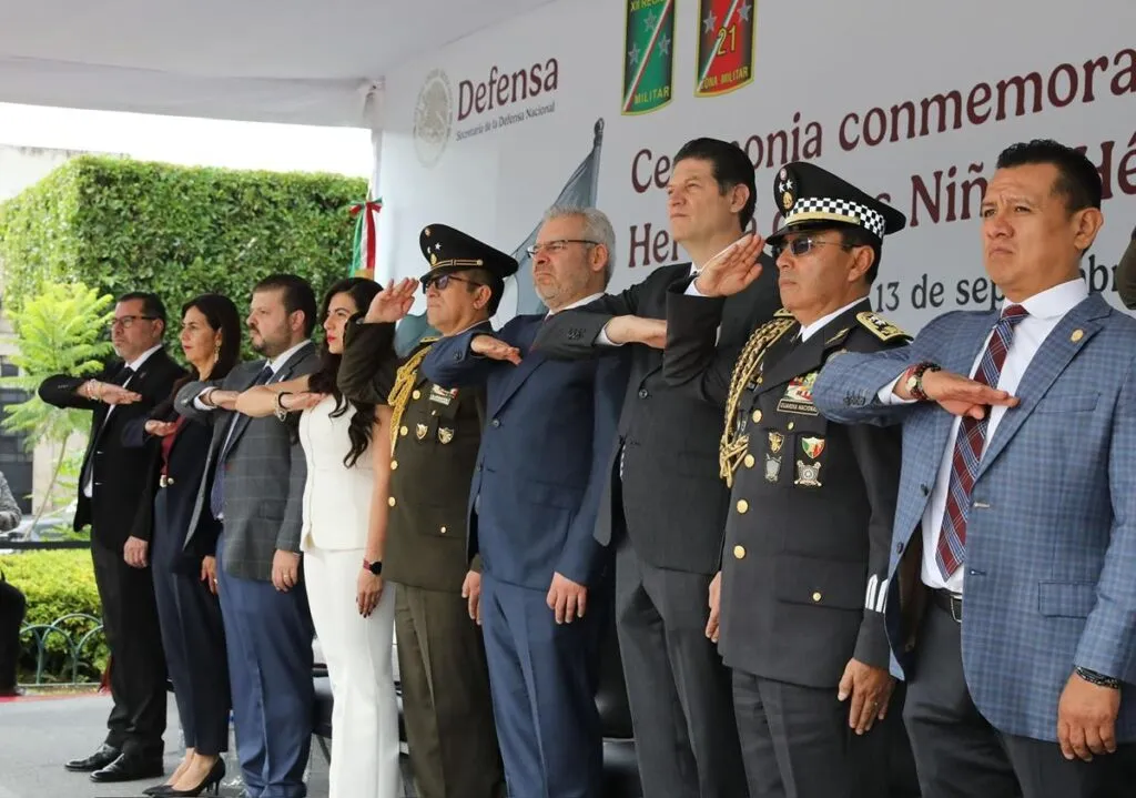 Llama Bedolla a seguir ejemplo de valentía y patriotismo de Niños Héroes-1