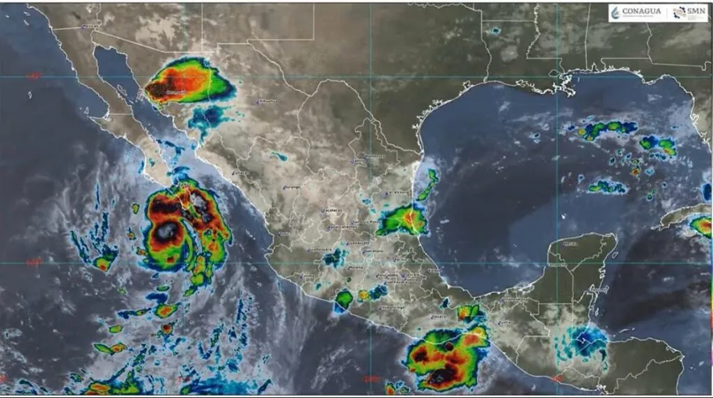 'Lorena' ya es huracán categoría 1; autoridades alerta en Baja California Sur
