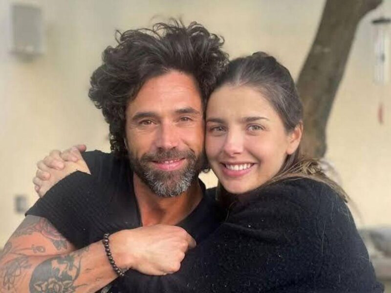 Michelle Renaud y Matías Novoa anuncian su segundo embarazo