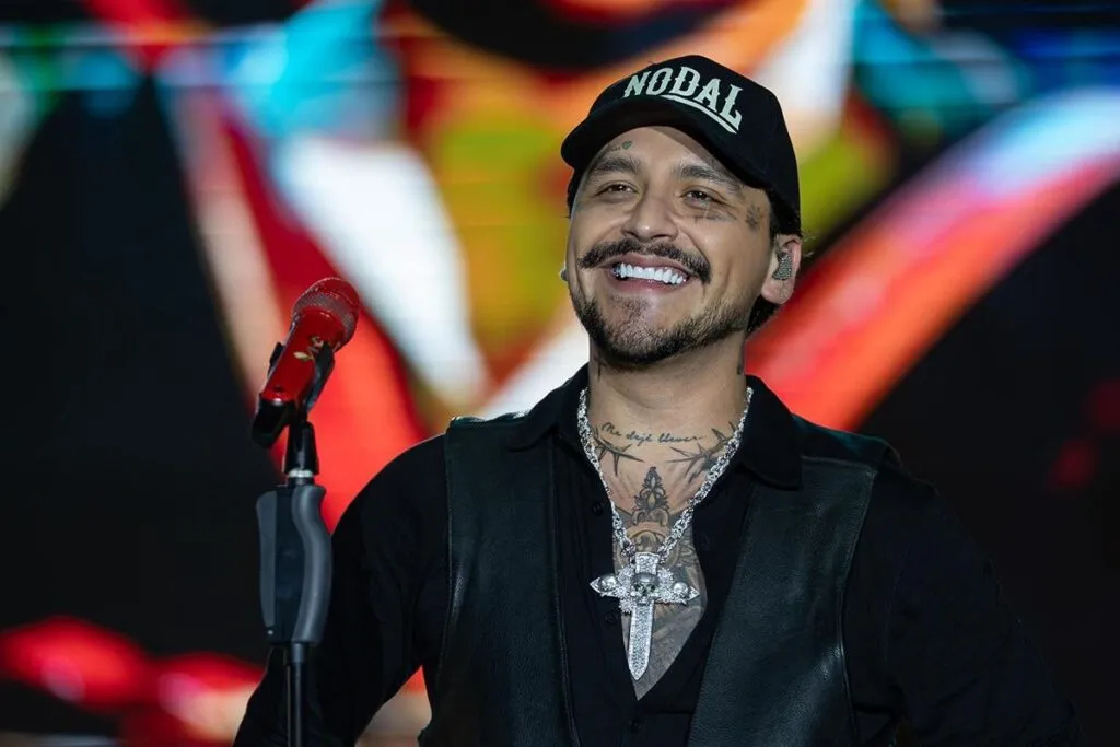 michoacanos celebran las fiestas patrias con Christian Nodal