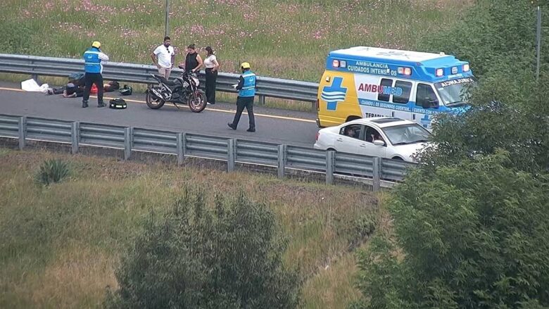Motociclista pierde la vida al derrapar en la Morelia-Pátzcuaro