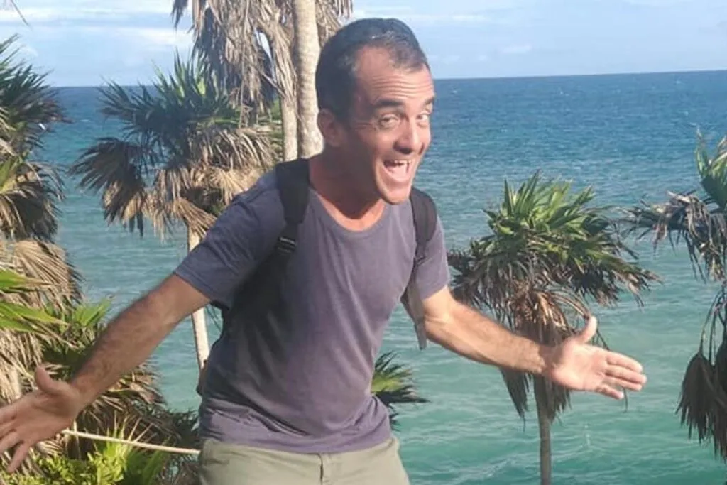 Muere el actor de ‘Vecinos’ Carlos Arau