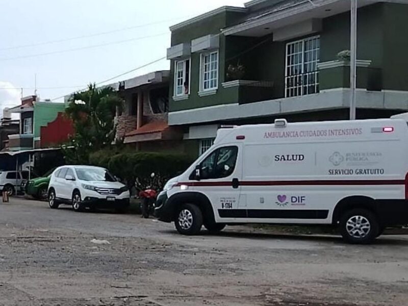 mujer herida de bala en Uruapan