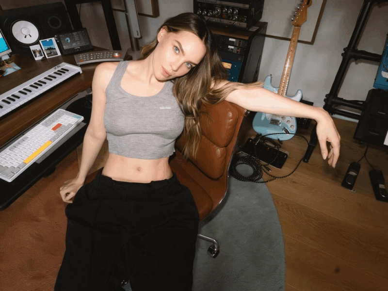 “No me mates por subir esto”: Belinda revela fragmento de su canción con Yatra