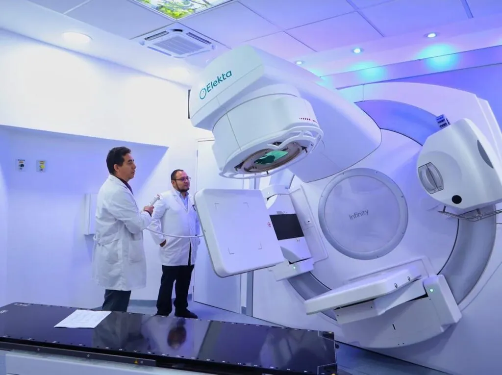 Nuevo acelerador lineal, fortalece lucha contra el cáncer en Michoacán