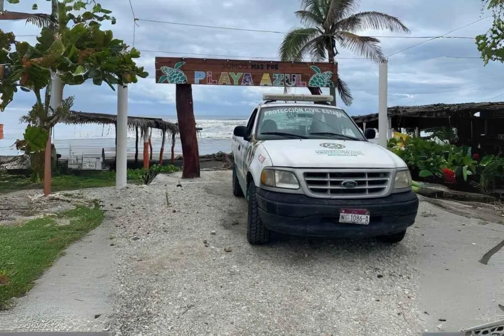 PC activa alerta en Michoacán ante formación de la tormenta tropical "Mario"