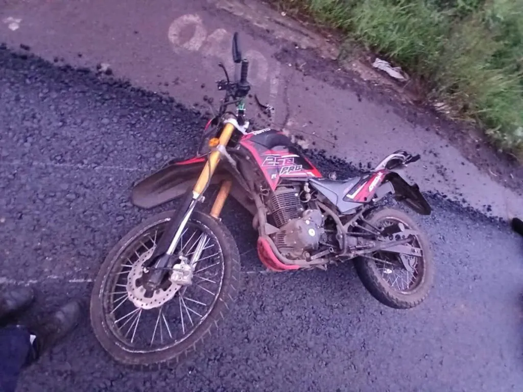 Pierde la vida al derrapar su motocicleta en la Zitácuaro-Morelia-1