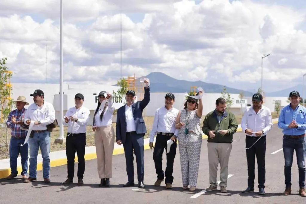 Planta tratadora en Zamora convertirá aguas negras en recurso para el campo: Bedolla-3