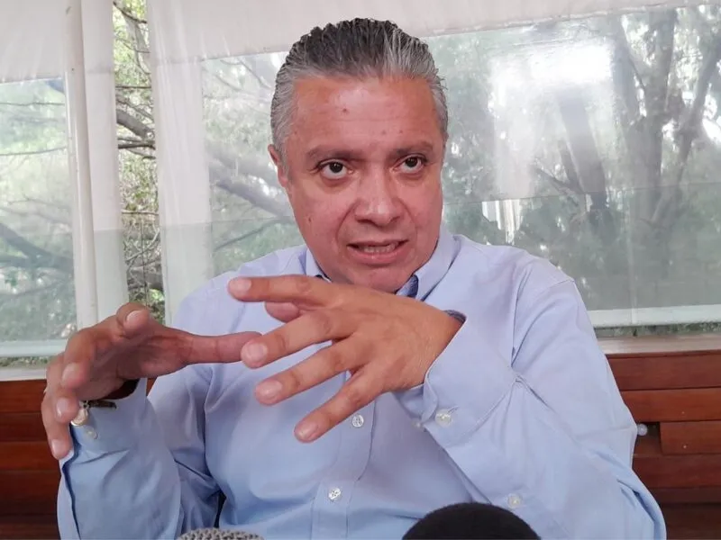 Por recortes federales salud será foco rojo en 2026, estima Luis Navarro