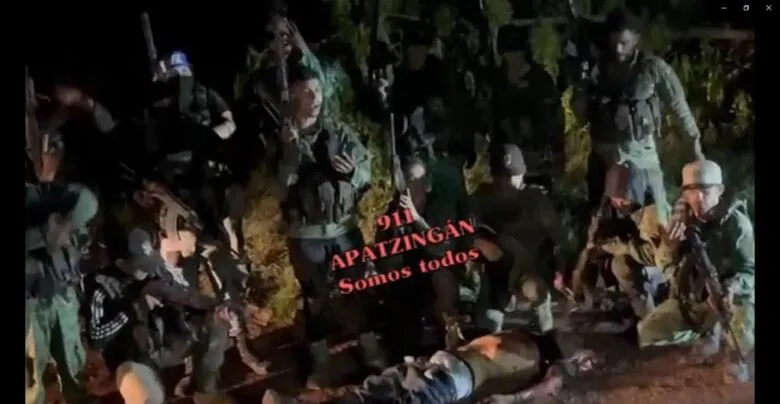 Presunto comando del CJNG que amenaza a los Templarios que operan en Apatzingán