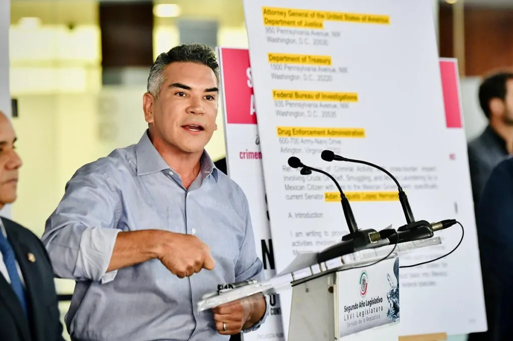 PRI presenta al “Cártel de Macuspana”, señalan a AMLO como líder-1