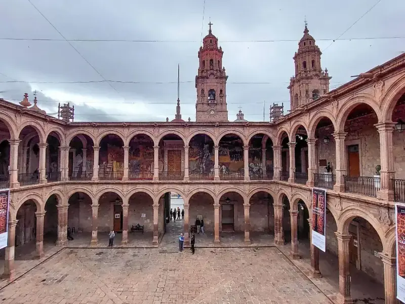 Proponen renta de palacio municipal de Morelia