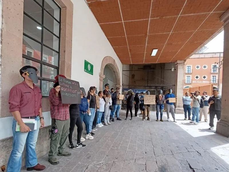 Protestan animalistas en el CAM Morelia contra corrida de toros en La Monumental