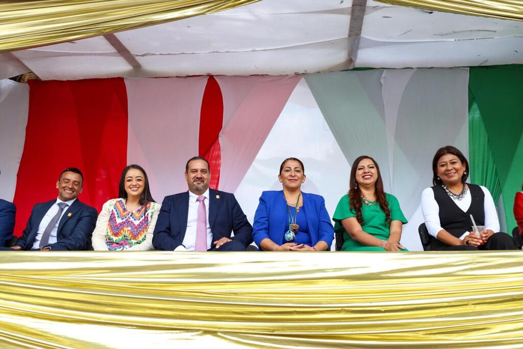 Quiroga conmemoró el CCXV Aniversario del Inicio de la Independencia de México-1