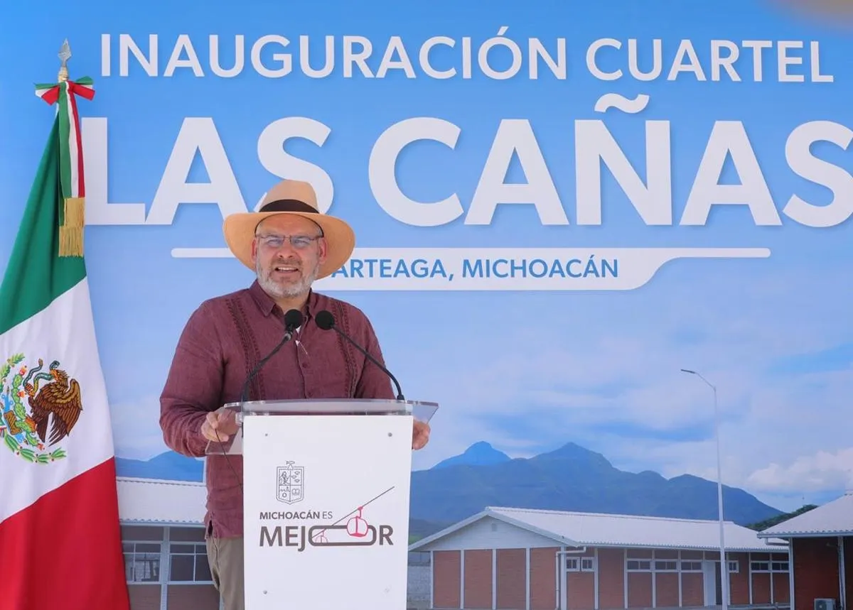 Ramírez Bedolla inaugura cuartel de Guarda Civil en Arteaga