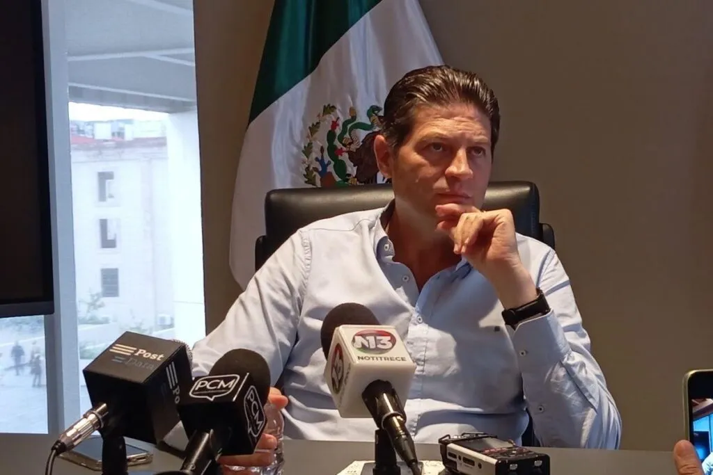 Recortes federales en salud meten presión a Morelia: Alfonso Martínez