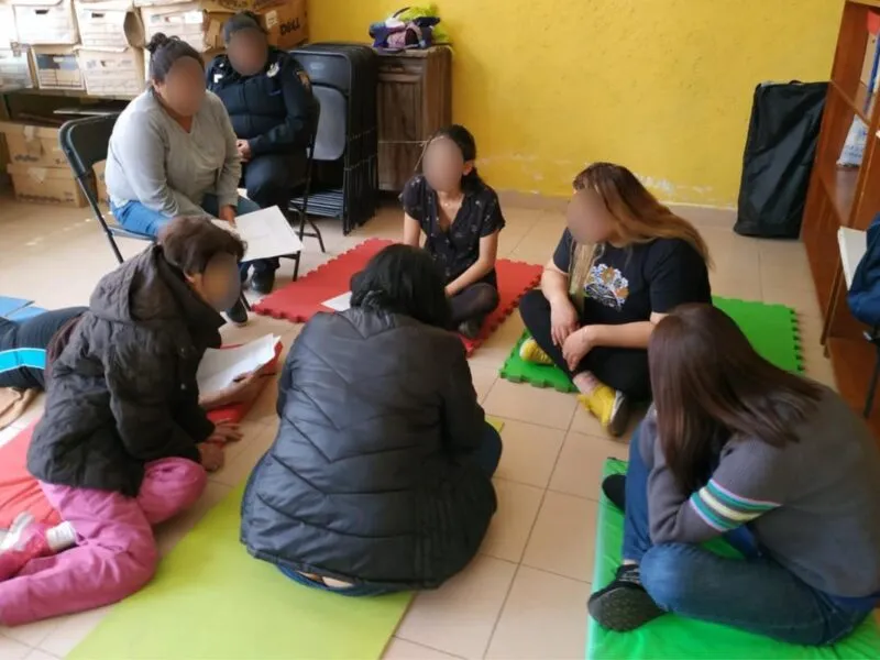 En Michoacán, la secretaria de la Mujer de Morelia, Nuria Hernández Abarca advierte que los refugios y anexos, para mujeres y niños requieren una ley actualizada ante la violencia y el crimen organizado