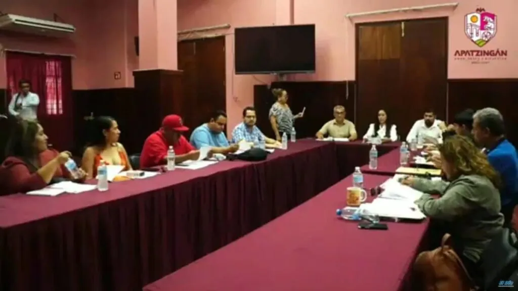 Regidora de Apatzingán denuncia incremento generalizado en tarifas municipales