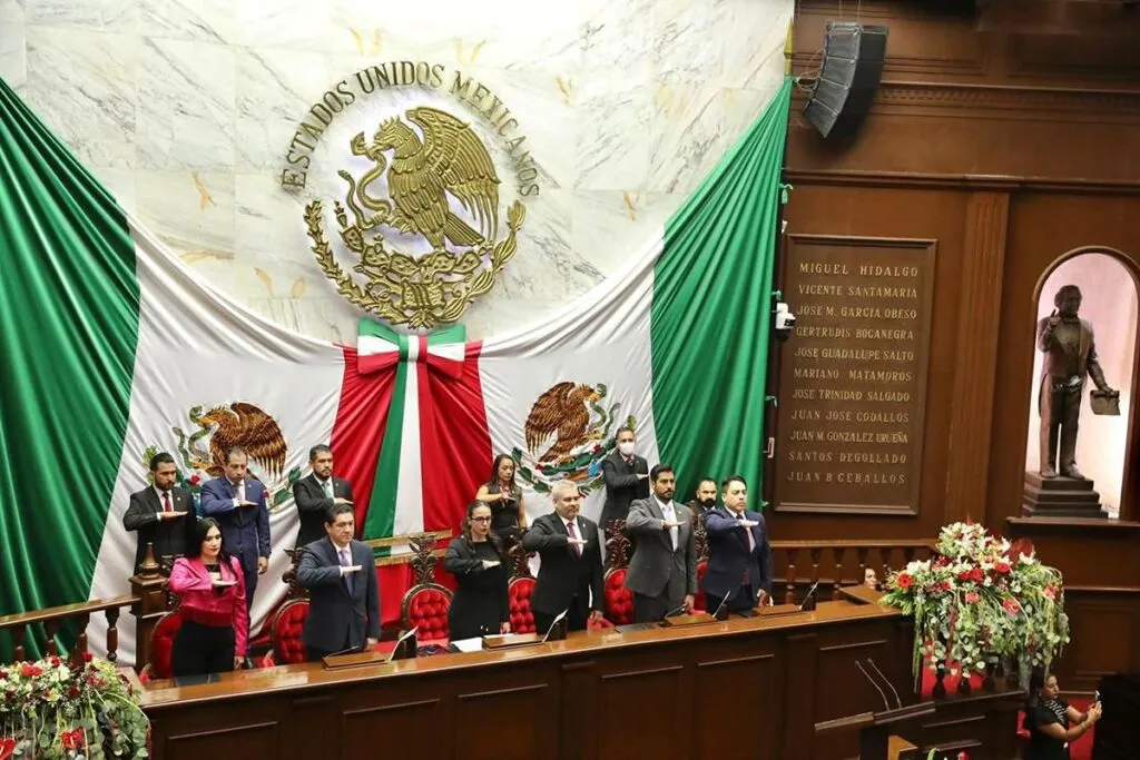 Rinde Bedolla cuarto informe de gobierno; la transformación de Michoacán está en marcha
