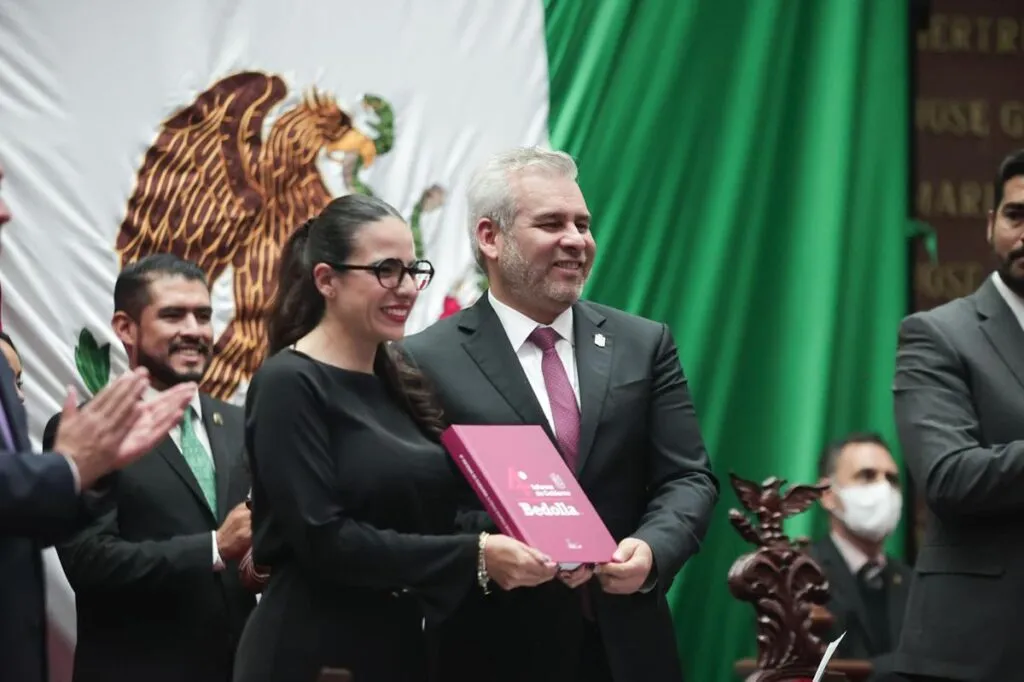 Rinde Bedolla cuarto informe de gobierno; la transformación de Michoacán está en marcha-3