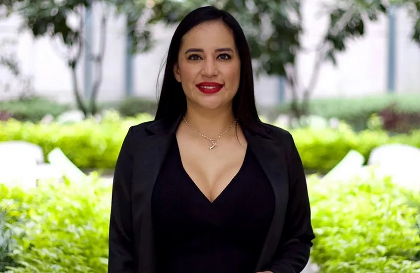 Sandra Cuevas aclara rumores sobre restaurante de Carmen Salinas