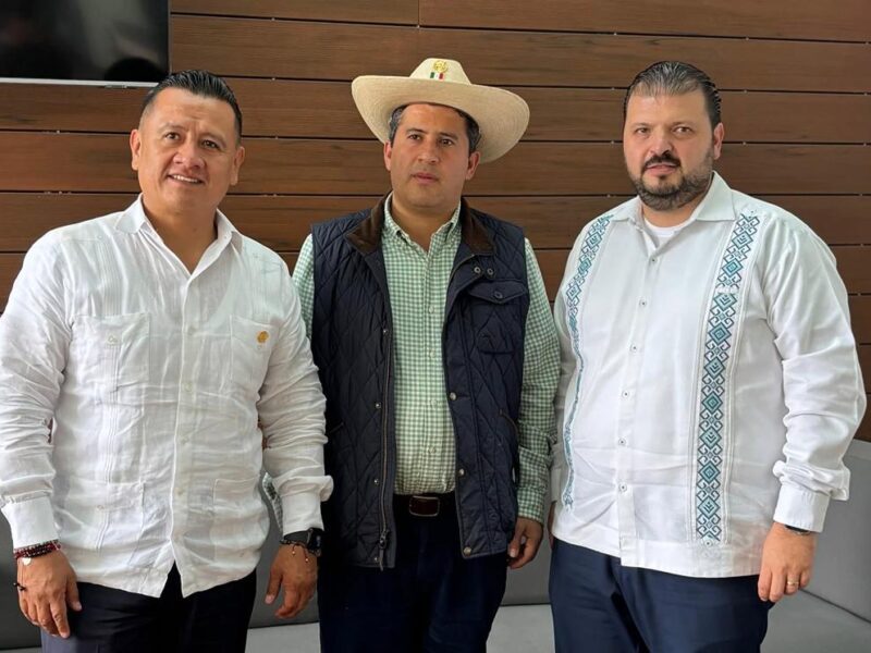 Se reúnen Estado y FGE con alcalde de Uruapan; acuerdan estrategia de seguridad