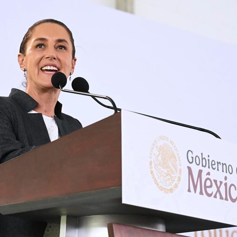 Sheinbaum promete aumento del salario mínimo a 2.5 canastas básicas al final de su sexenio