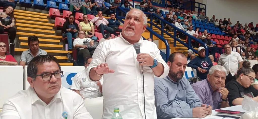 SUEUM advierte posible embargo a la UMSNH por adeudo