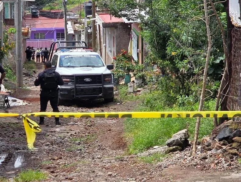 Sujetos armados asesinan a un hombre al interior de su domicilio en Jacona