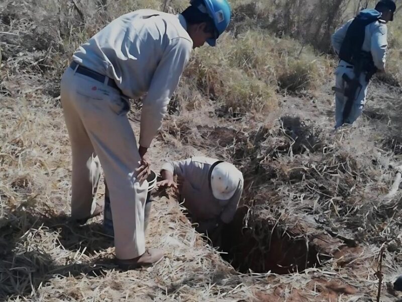 Toma clandestina de huachicol en Michoacán