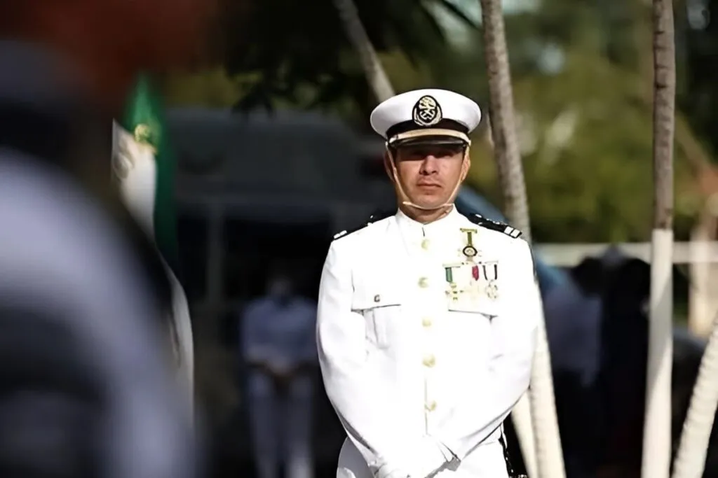 Semar desmantela red de "huachicol"; detenidos ex servidores públicos y un vicealmirante de la Marina