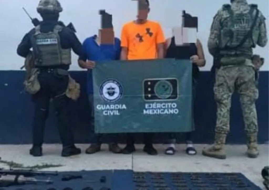 Tres detenidos con armamento en Operación Apatzingán: SSP