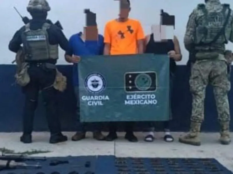 Tres detenidos con armamento en Operación Apatzingán: SSP