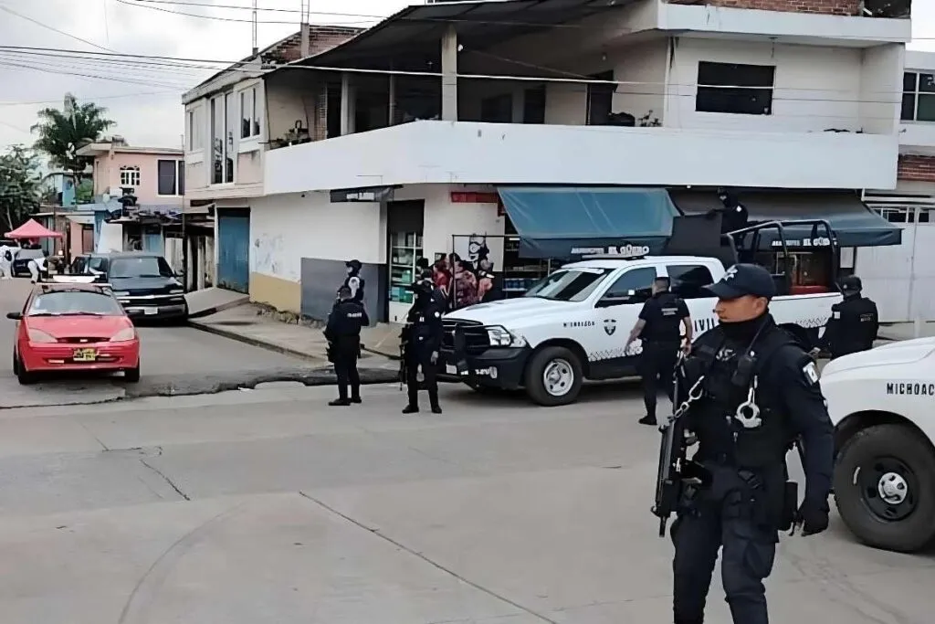 Un ataque armado en la colonia Doctores de Uruapan dejó un muerto y una mujer herida. 1