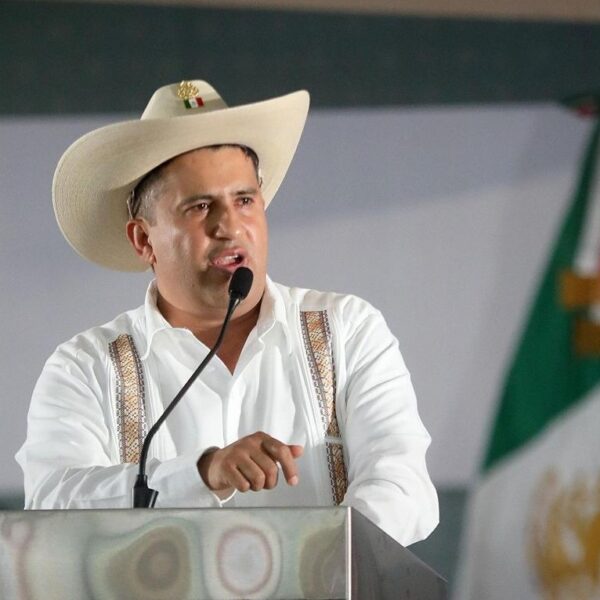 Uruapan cancela festejos patrios tras agresión de un grupo delincuencial a policías municipales