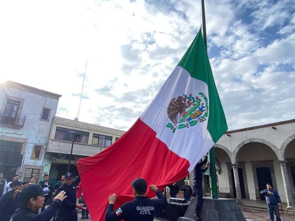 Zinapécuaro suspende fiestas patrias: ni Grito, ni desfile, ni verbena