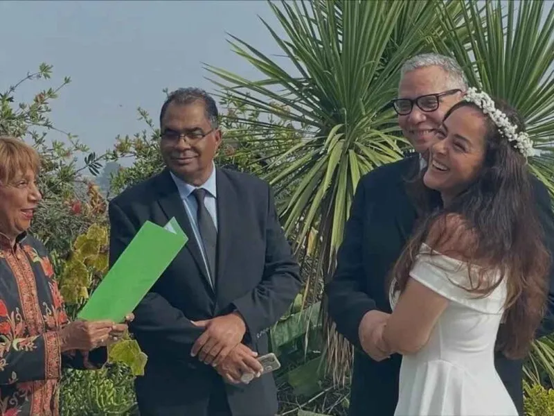 Andrea García celebró su boda en Estados Unidos, pero sus hermanos no asistieron. La actriz compartió emotivas imágenes del evento 22