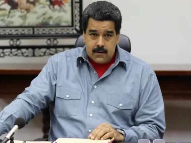 Maduro decretó la extensión del estado de excepción y emergencia económica por 60 días en Venezuela, otorgándose poderes para enfrentar la crisis y la llamada guerra económica