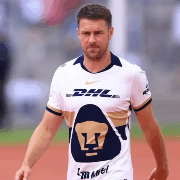 Aaron Ramsey deja Pumas, por crisis personal y deportiva