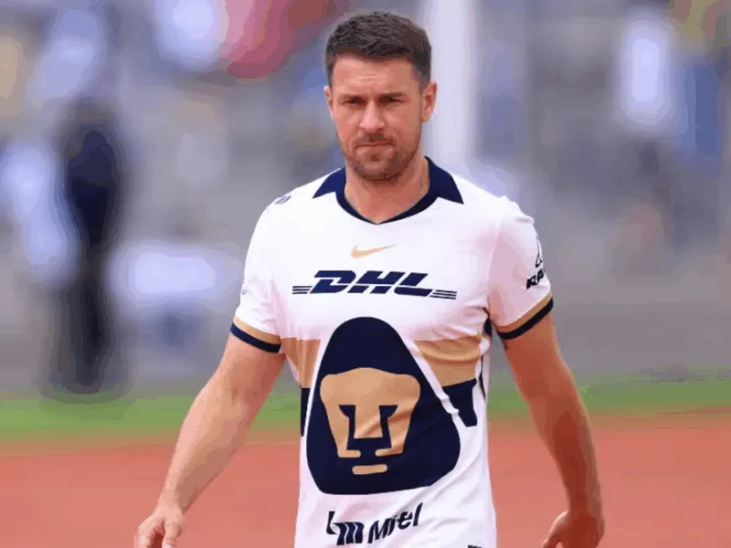 Aaron Ramsey rescinde contrato con Pumas: una salida marcada por el dolor personal y la frustración deportiva