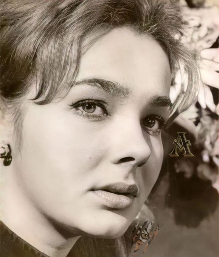 Alicia Bonet, ícono del cine mexicano, fallece a los 78 años-1