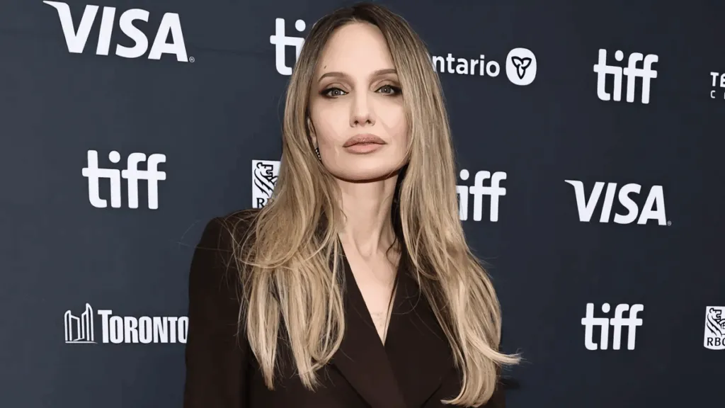 Angelina Jolie confirma su partida de Hollywood